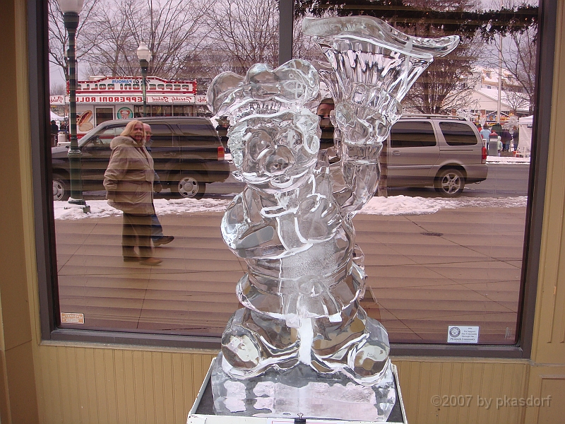 121 Plymouth Ice Show [2008 Jan 26].JPG - Scenes from the Plymouth, Michigan Annual Ice Show.